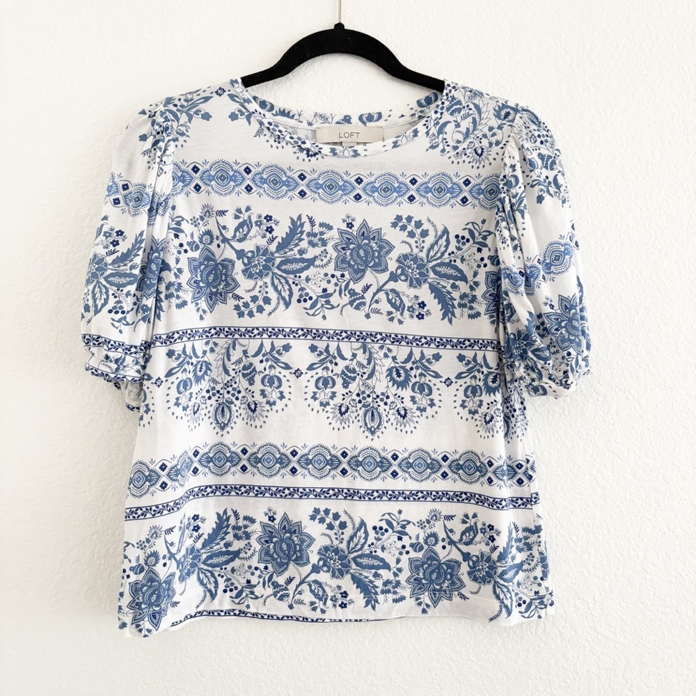 LOFT Women’s Garden Puff Sleeve Statement Tee Size M